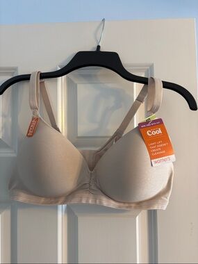 Warner's Cool Collection Light Lift Bra in Nude Beige